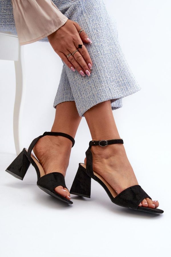 black Heel sandals model 196318 Step in style