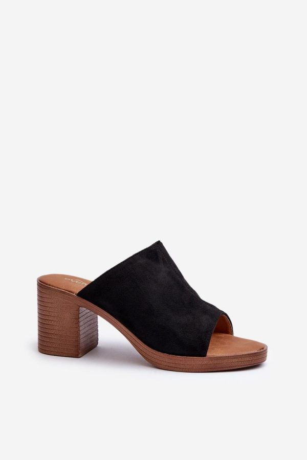 black Heeled sandals model 196661 Step in style