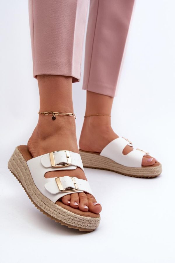 white Buskin model 197419 Step in style