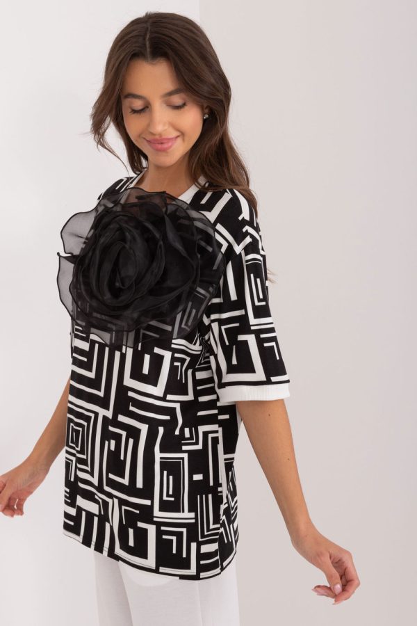 black Blouse model 197738 Lakerta