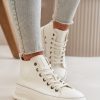 1038278 white Sneakers model 199904 Step in style