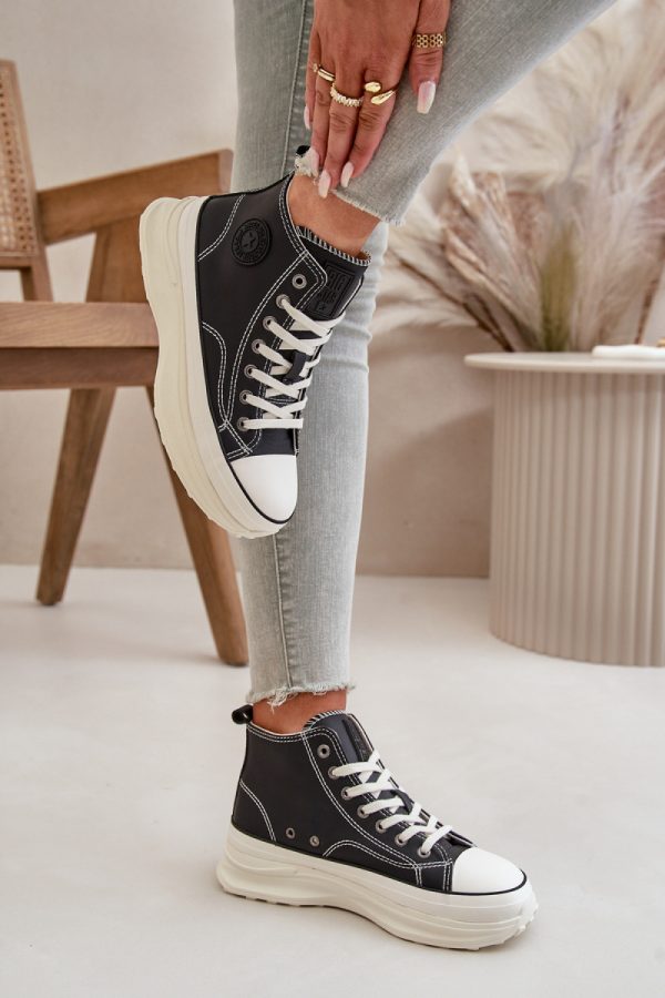 black Sneakers model 199907 Step in style