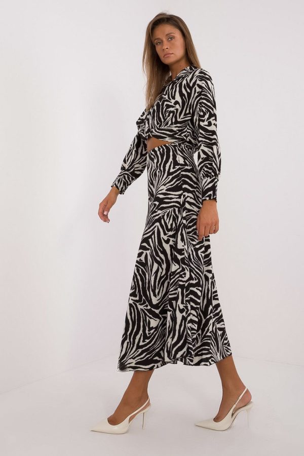 Beige Set in Skirts with Spandex and Polyester