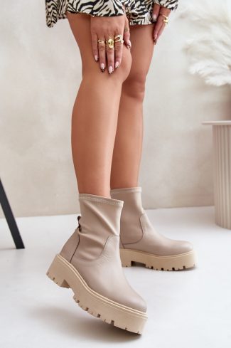 beige Boots model 201000 Step in style
