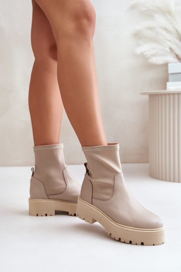 beige Boots model 201000 Step in style