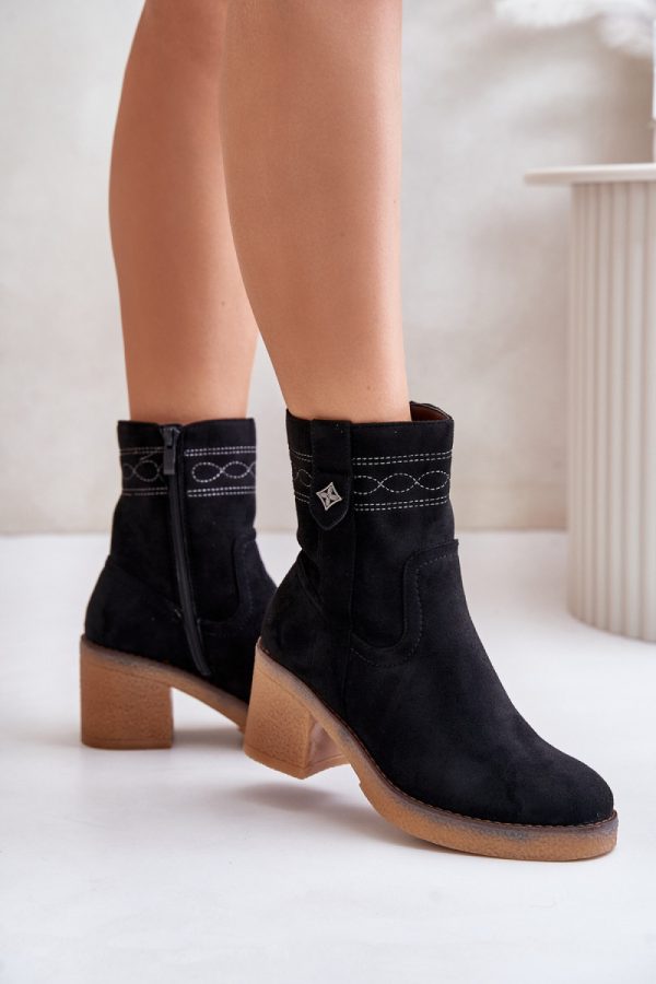 black Heel boots model 201167 Step in style