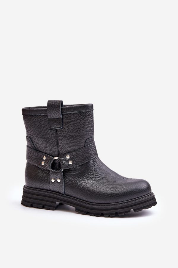 black Boots model 201218 Step in style
