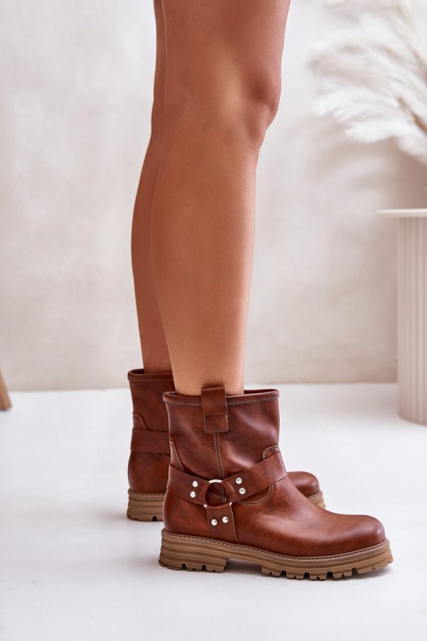 brown Boots model 201221 Step in style
