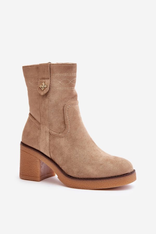 brown Heel boots model 201540 Step in style