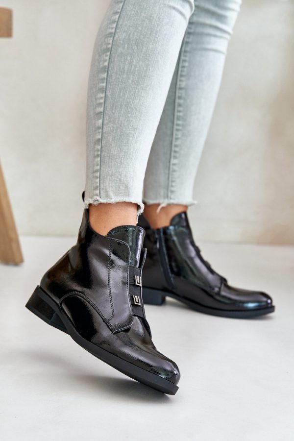 black Boots model 201691 Step in style