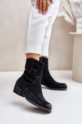 black Heel boots model 201694 Step in style