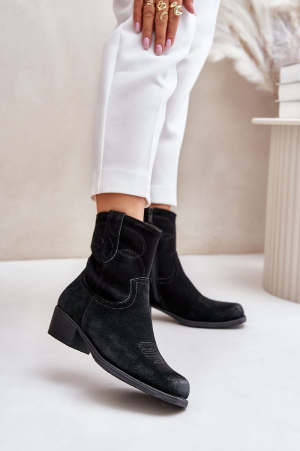 black Heel boots model 201694 Step in style