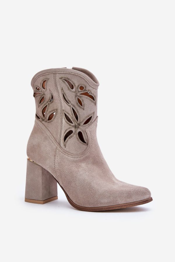 beige Heel boots model 201757 Step in style