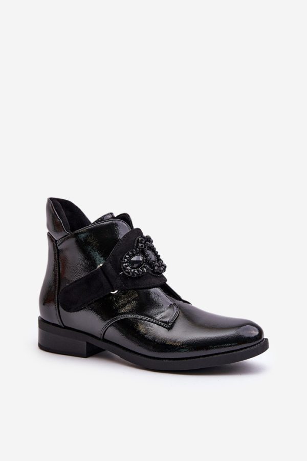 black Boots model 201915 Step in style