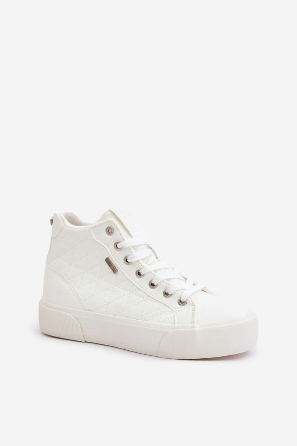 white Sneakers model 201918 Step in style