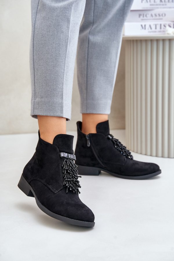 black Boots model 202113 Step in style