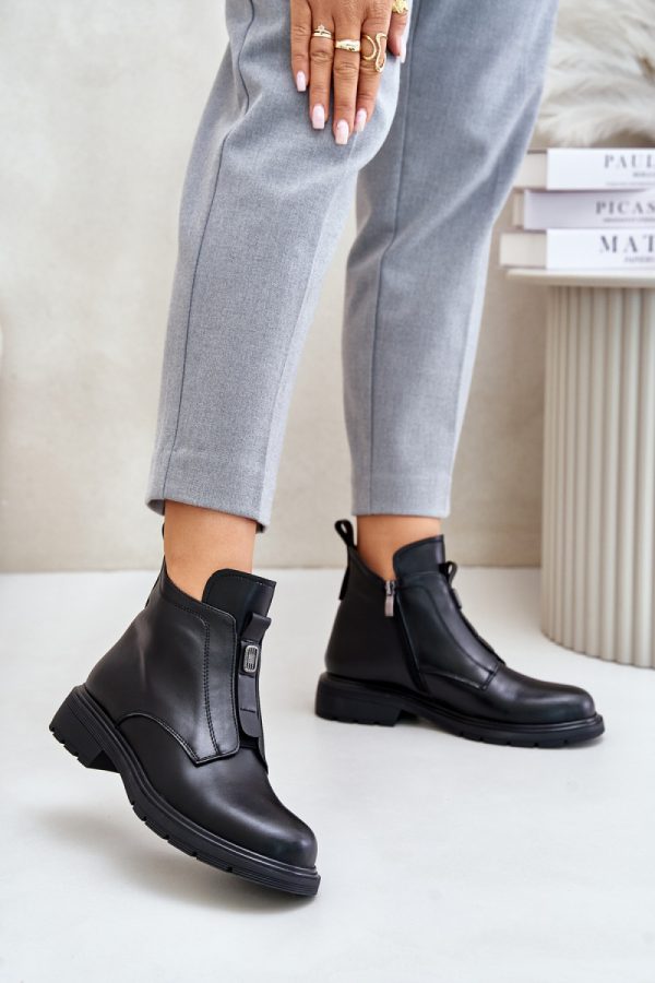 black Boots model 202130 Step in style
