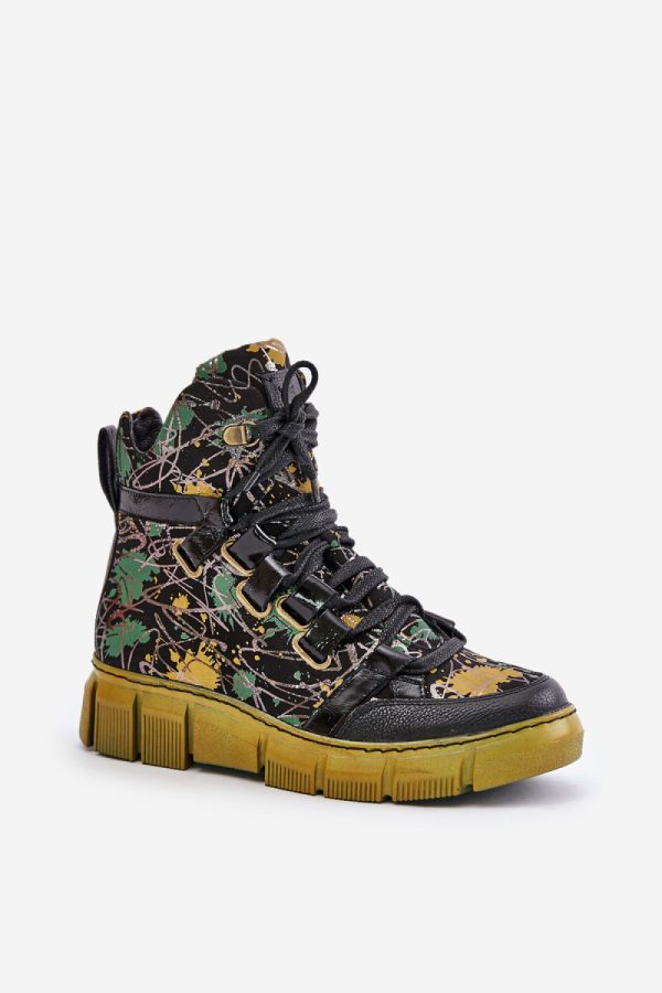 black Boots model 202805 Step in style