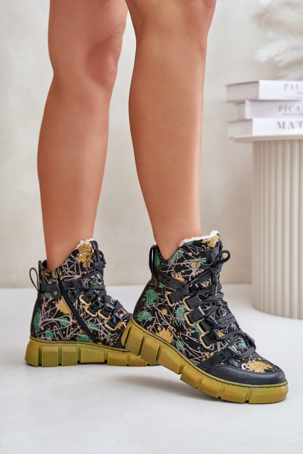 black Boots model 202805 Step in style