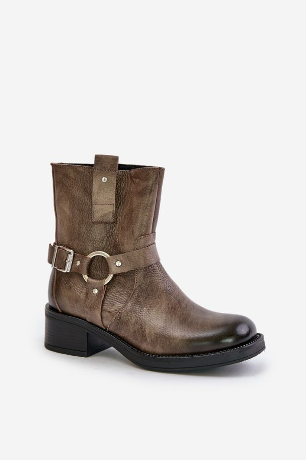 brown Boots model 202817 Step in style