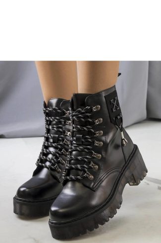 1052719 Black Boots....Heel Height