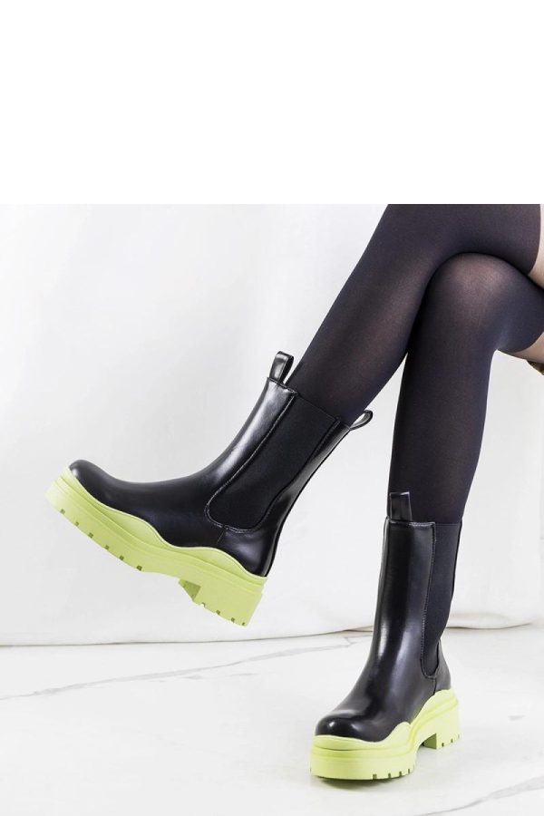Black Boots.Heel Height