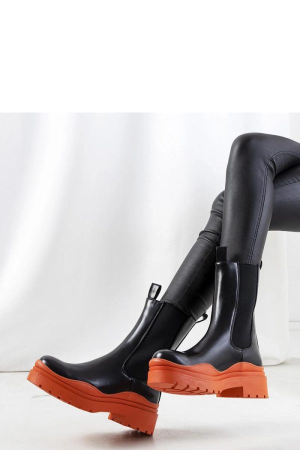 Black Boots.Heel Height