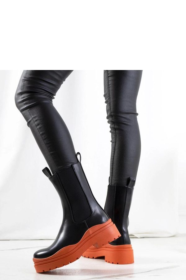 Black Boots.Heel Height
