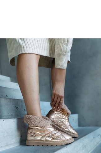 ~ Snow Boots..Fabric and Heel Height