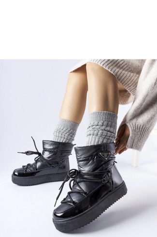 Black Snow Boots.Heel Height