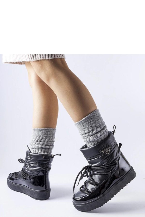 Black Snow Boots.Heel Height