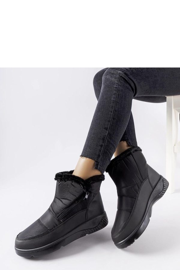 Black Snow Boots in Women`s Ankle Boots & Booties with Fabric and Heel Height