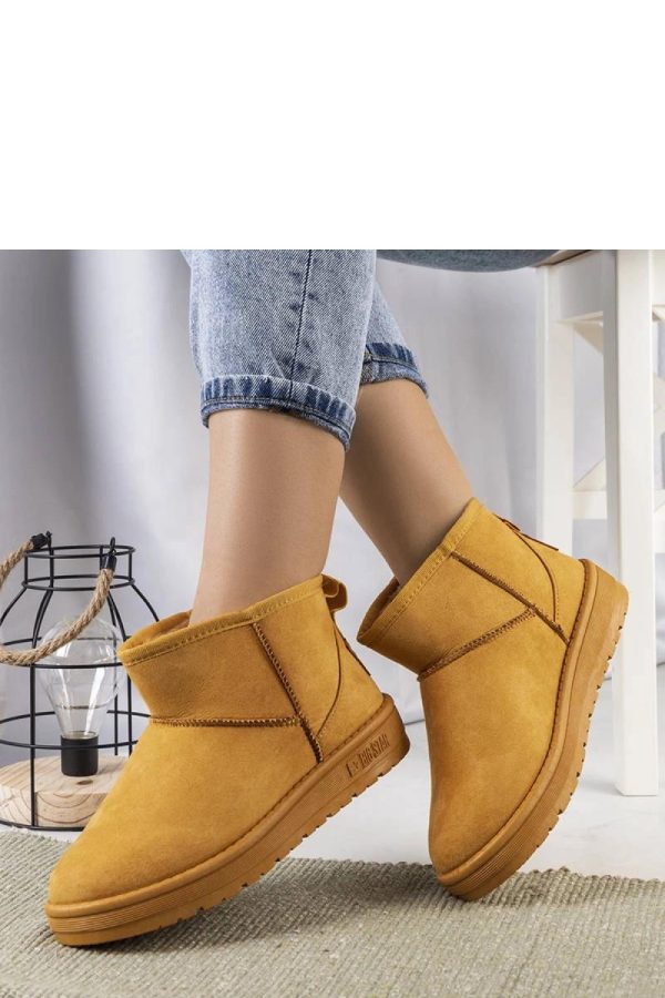 Brown Snow Boots..Heel Height