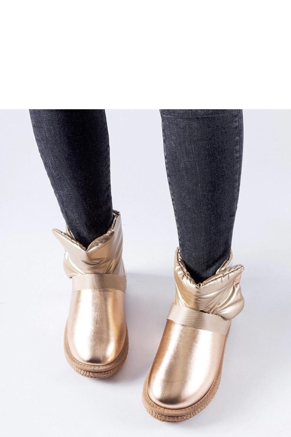 Brown Snow Boots..Heel Height