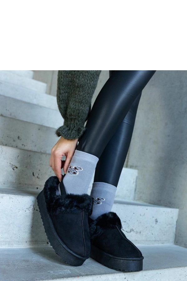 Black Snow Boots in Women`s Ankle Boots & Booties with Fabric and Heel Height
