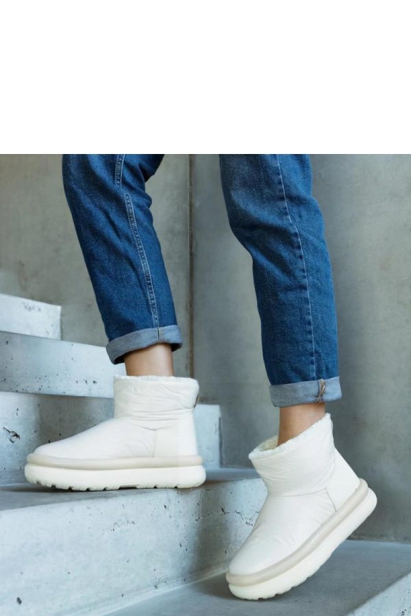 Beige Snow Boots in Women`s Ankle Boots & Booties with Fabric and Heel Height