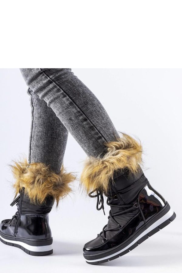 Black Snow Boots.Heel Height
