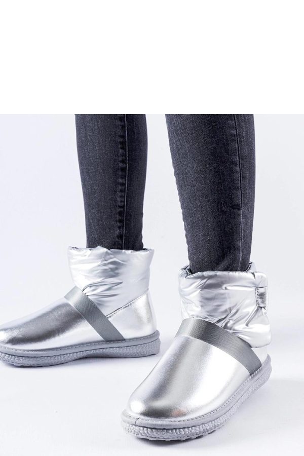 Grey Snow Boots....Heel Height