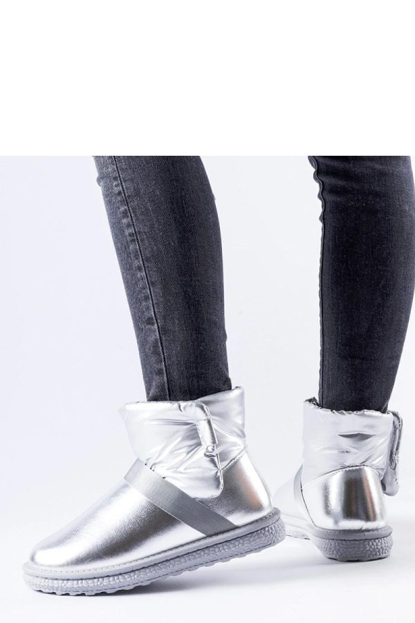 Grey Snow Boots....Heel Height
