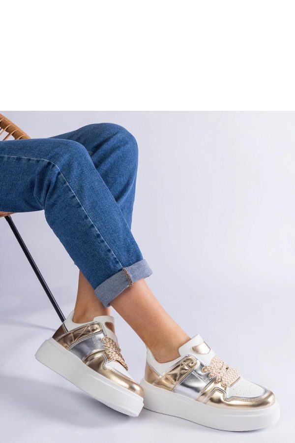 ~ Sport Shoes.Fabric and Heel Height