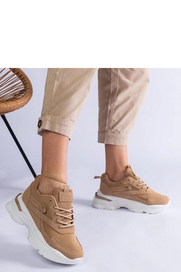 Brown Sport Shoes.Fabric and Heel Height