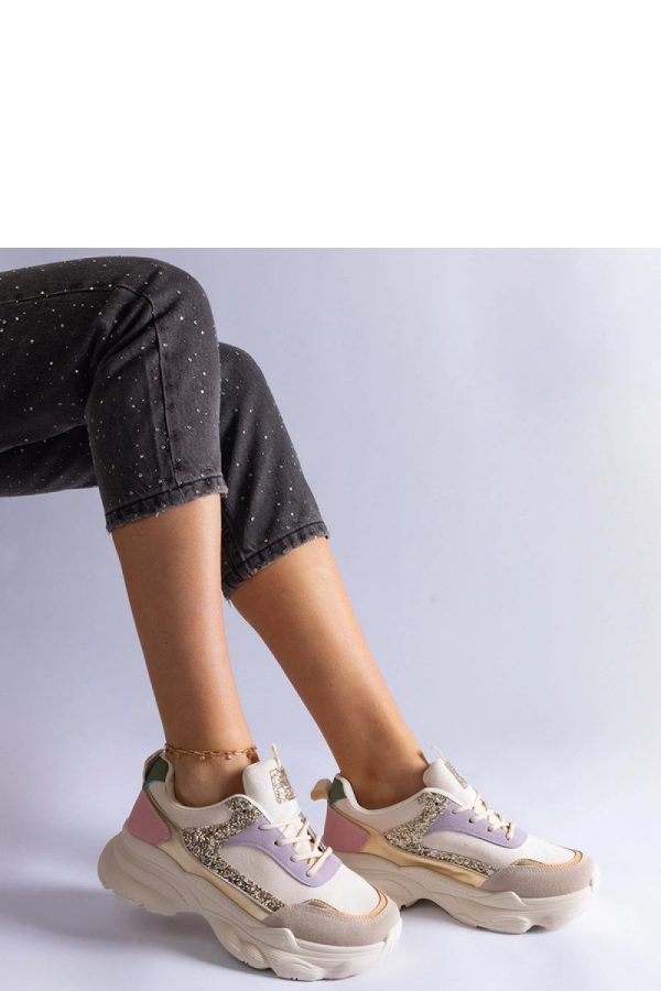 ~ Sport Shoes....Fabric and Heel Height