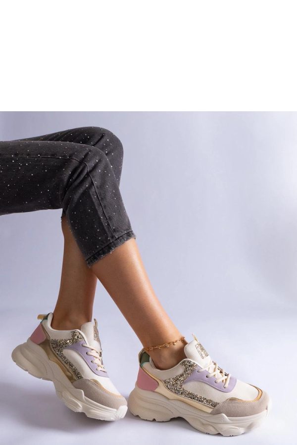 ~ Sport Shoes....Fabric and Heel Height