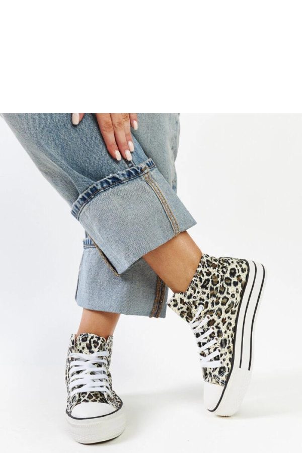 Beige Sneakers.Fabric and Heel Height