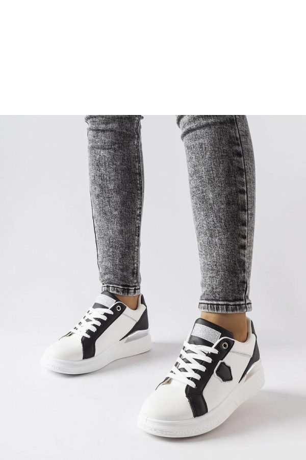 ~ Sport Shoes.Fabric and Heel Height