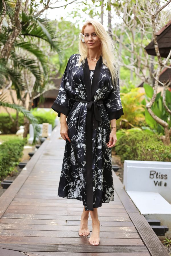 Black Long Bathrobe in Dressing Gowns, Bathrobes For Women with Spandex and Polyester