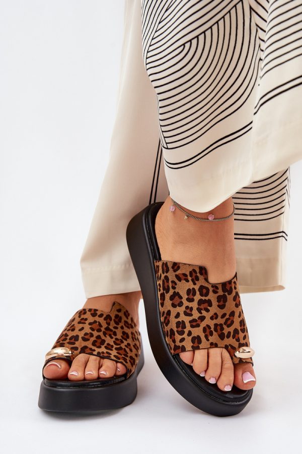 brown Buskin model 209949 Step in style