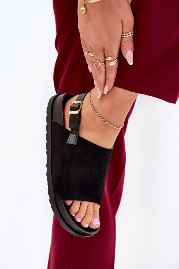 black Sandals model 210046 Step in style