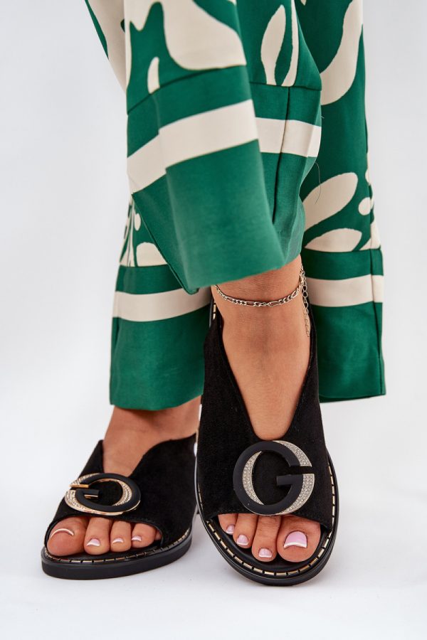 black Sandals model 210141 Step in style