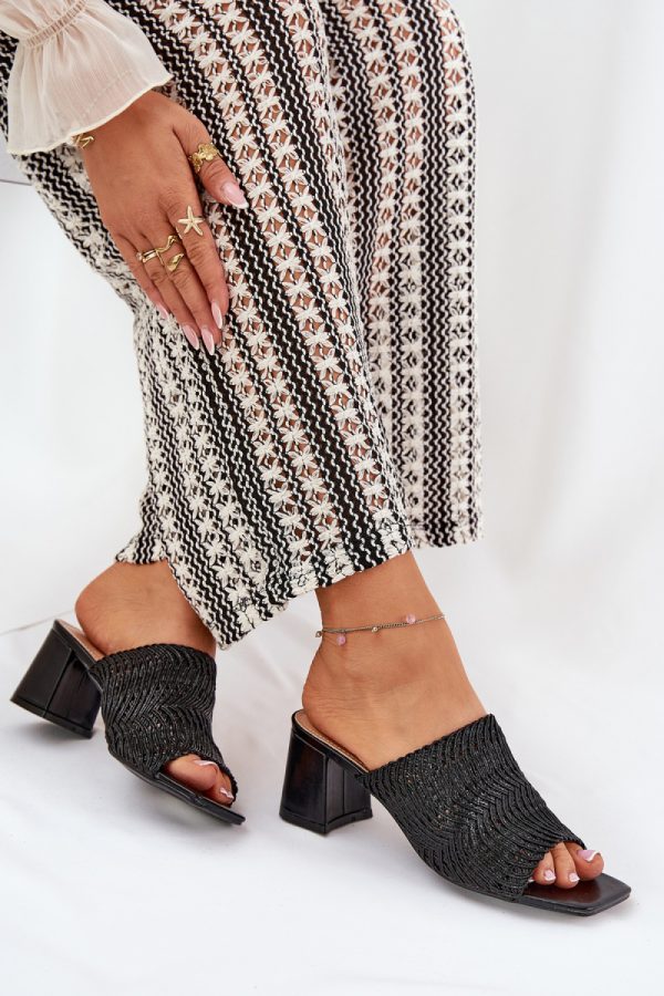 black Heeled sandals model 210783 Step in style